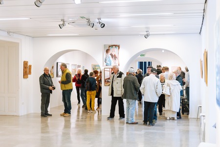 Odprtje likovne razstave del Kulturnega društva koroških likovnikov