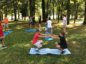 39608461_2059778820739525_8480573759592333312_n