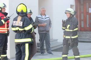 44074901_707008426322328_3995218775338123264_n