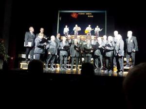 44332949_342623826306819_7979088632172511232_n