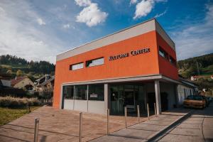 58704272_2216175998461865_4528914486735667200_o