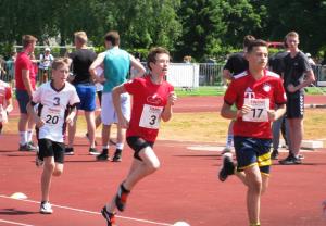 62033171_1996477727124235_2621969971047038976_n