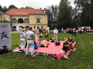 70408411_2668093989908002_1489400177562222592_n