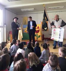 received_269684813970842