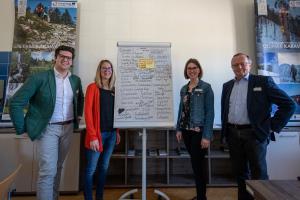 89657111_2541403536109218_1109627074621997056_o