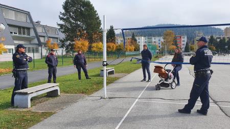 B75F59CB-A6BF-4F41-A763-055D691759FB