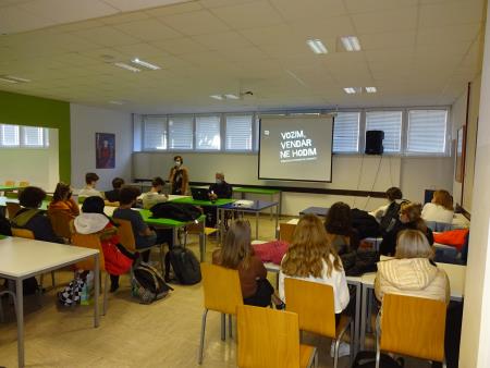 VVNH-Gimnazija-Ravne-na-Koroškem-021121-001