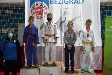 257115632_4828967970487249_8461624677145451854_n