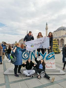 260241852_1745930232262857_8163697356661554176_n