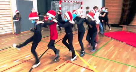 269682067_1358023631301208_7772663850536240536_n