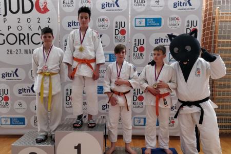 277527148_505166974526954_2433554806665727704_n