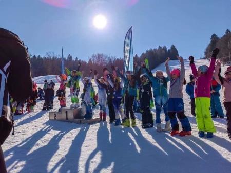 331068600_2485766868240582_249255064421871580_n