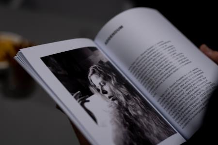 Aphra Tesla: Operacijski sistem: transverzala si.zif