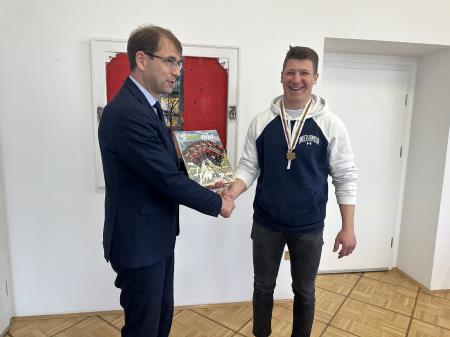 dr. Tomaž Rožen in Rok Ažnoh