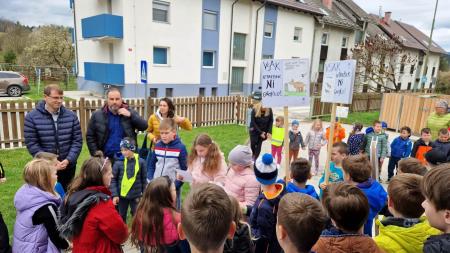 Ker sem tvoj, počisti za menoj!