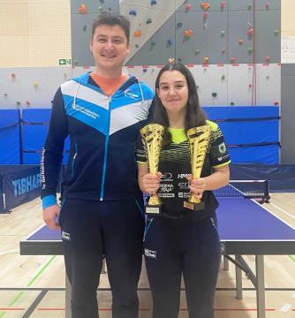 Polona Horvat: posamezno top 8, dvojice 3.-4. mesto, mešane dvojice 2. mesto