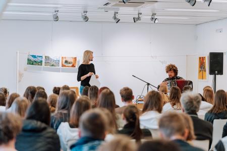 Zaključna prireditev Bodi kul, beri ful v ravenski knjižnici