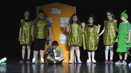 Gledališka predstava "Zaklad malo drugače"