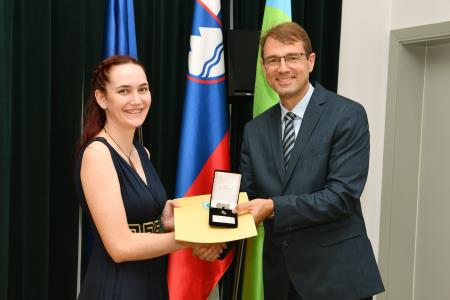 Sprejem zlatih maturantk in maturantov v Mestni hiši na Ravnah na Koroškem