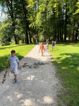 Avgustovsko »Razigrano ravensko poletje«