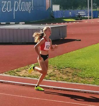 Dve zmagi in dva državna rekorda Ane Vite Verneker