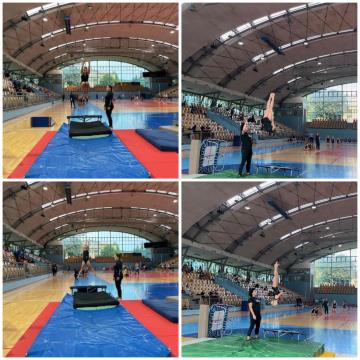 Odprto prvenstvo na v skokih z male prožne ponjave