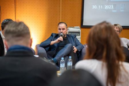Podpis pisma o nameri – predsednik SBC Joc Pečečnik in podžupan Peter Stočko