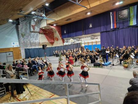 403399876_1085203405826366_3067248711234674833_n