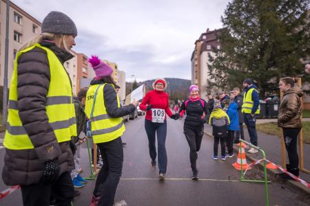 Silvestrski tek na Ravnah