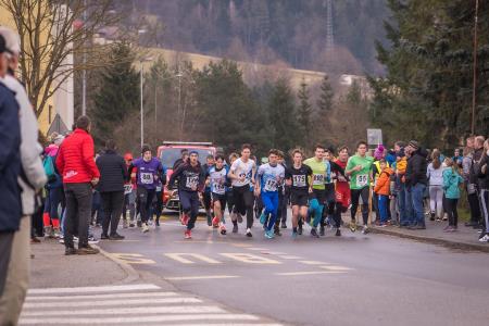 Silvestrski tek na Ravnah