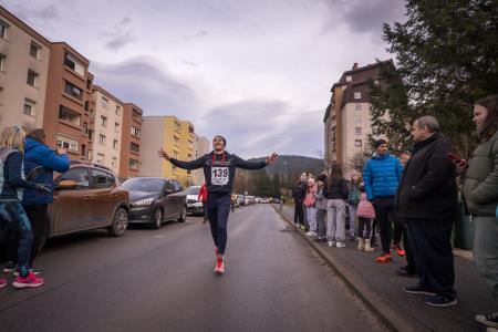 Silvestrski tek na Ravnah