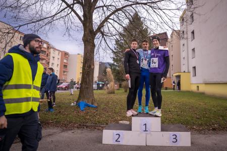 Silvestrski tek na Ravnah