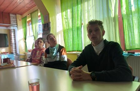 Tilen Hudrap na obisku v Dnevnem centru Ravne na Koroškem