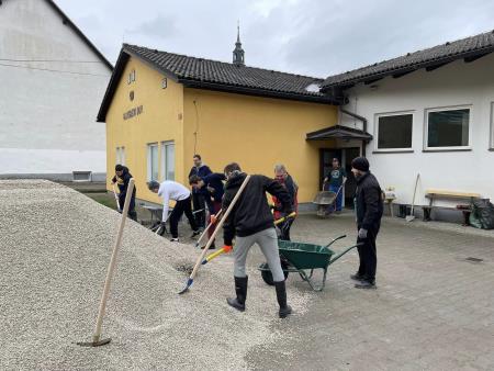 NAJBOLJ ZLATA JE PROSTOVOLJSKA LOPATA. Zlate roke naše pleh muzike. Bravo.