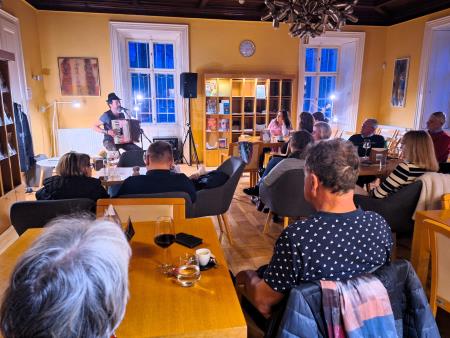 Matjaž Pikalo: Ljubezen, znanost jarma