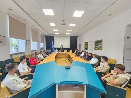 Mladi nogometaši NK Fužinar bodo v novi sezoni igrali v 1. Slovenski ligi