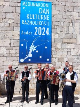Na Mednarodnih dnevih kulturne različnosti v Zadru barve Slovenije zastopal Harmonikarski orkester KD Prežihov Voranc