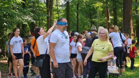 Tečem, da pomagam, športna prireditev, ki povezuje generacije