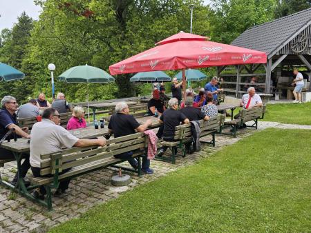 Zgodovinska ura  na Obretanovem