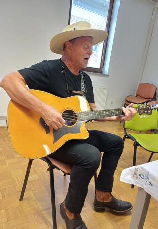 Ob zaključku dobrodelne akcije »Tečem, da pomagam«