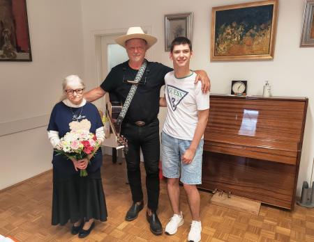 Ob zaključku dobrodelne akcije »Tečem, da pomagam«