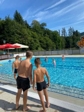 Razigrano ravensko poletje