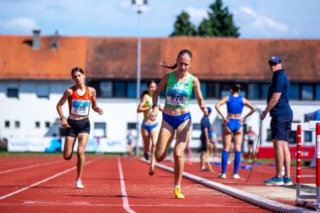 Ana Vita Verneker zlata na 1500 metrov