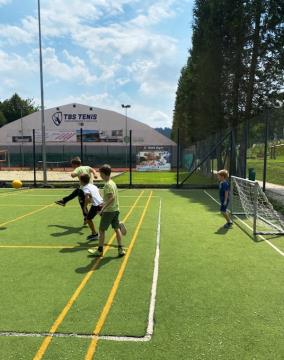 Razgibano ravensko poletje