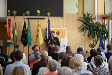 Praznovali smo 110 let organiziranega čebelarjenja Čebelarskega društva Ravne na Koroškem