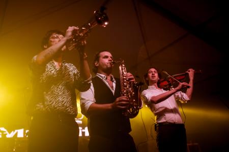 Petek in sobota pod šotorom na Ravenskih dnevih (