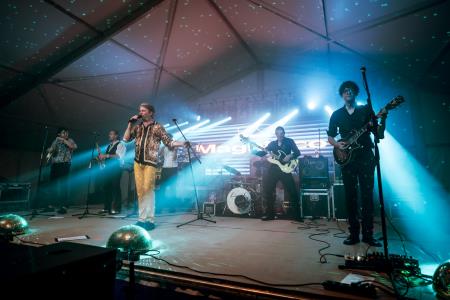 Petek in sobota pod šotorom na Ravenskih dnevih (