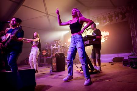 Petek in sobota pod šotorom na Ravenskih dnevih (