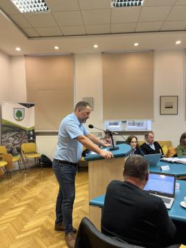 Poročevalec podžupan Občine Ravne na Koroškem Peter Stočko