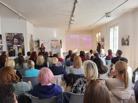 Seminar z izobraževalnimi delavnicami v muzeju